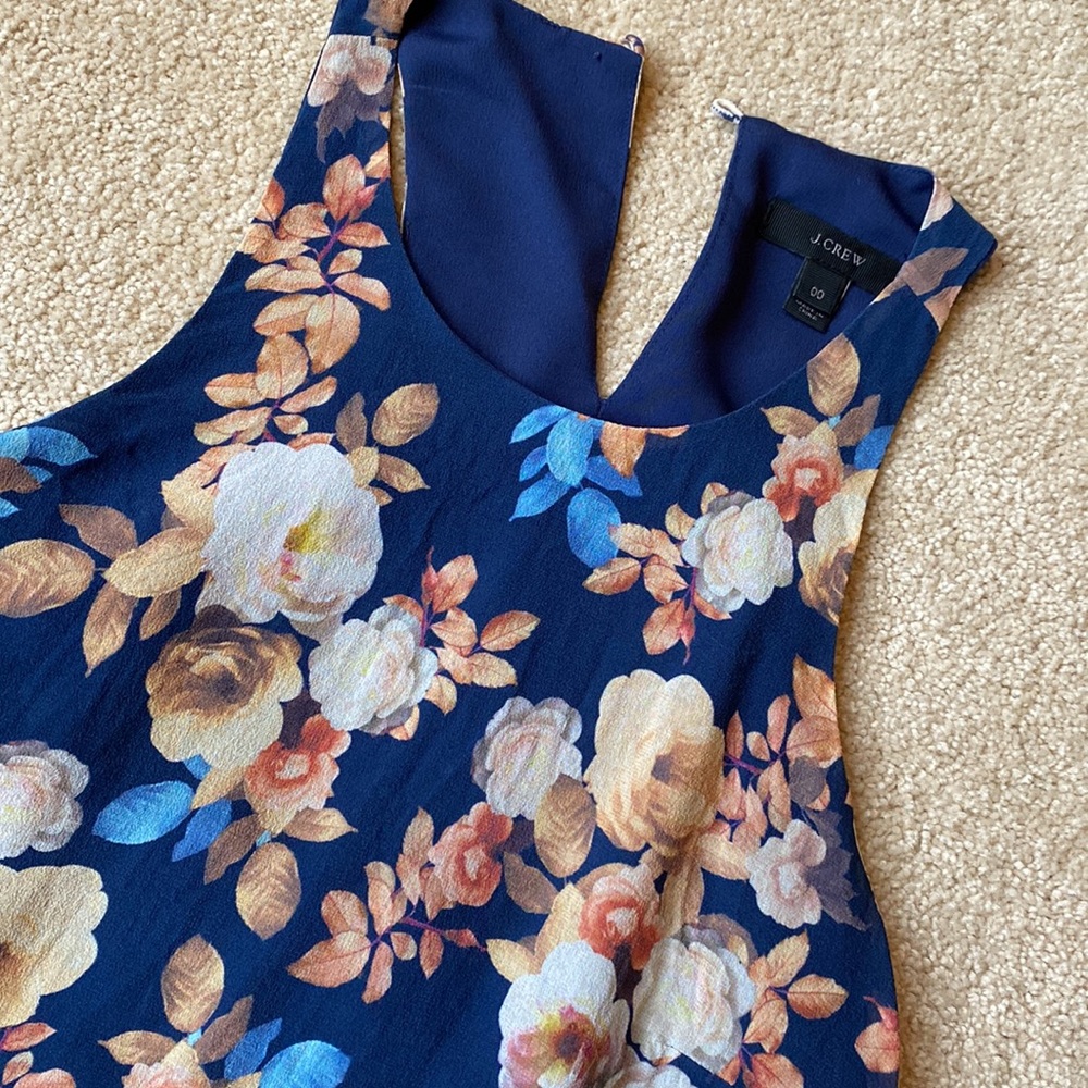 J CREW TANK - Picture 2 of 3